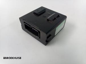 Gebruikte Computer Kachel Toyota Yaris (P1) 1.3 16V VVT-i Prijs € 20,00 Margeregeling aangeboden door Autobedrijf Broekhuis B.V.