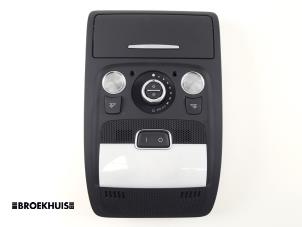 Gebruikte Binnenverlichting voor Audi Q5 (8RB) 2.0 TDI 16V Quattro Prijs € 40,00 Margeregeling aangeboden door Autobedrijf Broekhuis B.V.