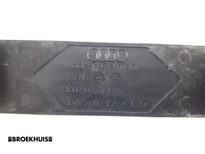 Adblue Computer van een Audi Q5 (8RB) 2.0 TDI 16V Quattro 2014