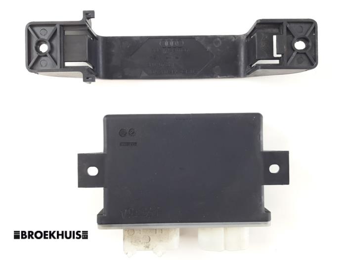 Adblue Computer van een Audi Q5 (8RB) 2.0 TDI 16V Quattro 2014