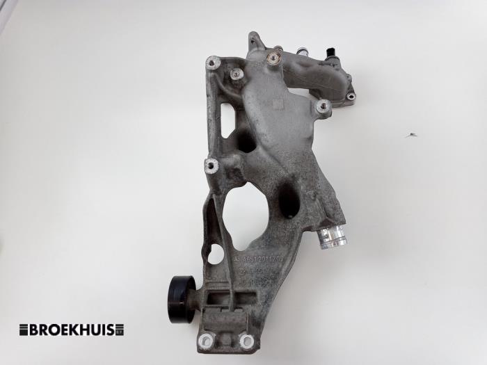 Gebruikte Dynamosteun onder Mercedes A (W176) 1.8 A-180 CDI 16V Autom. Prijs € 45,00 Margeregeling aangeboden door Autobedrijf Broekhuis B.V.