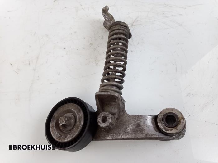 Gebruikte Spanrol Multiriem Mercedes A (W176) 1.8 A-180 CDI 16V Autom. Prijs € 40,00 Margeregeling aangeboden door Autobedrijf Broekhuis B.V.