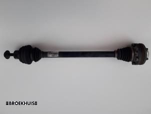 Gebruikte Steekas links-achter Audi Q5 (8RB) 2.0 TDI 16V Quattro Prijs € 35,00 Margeregeling aangeboden door Autobedrijf Broekhuis B.V.