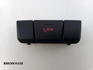 Gebruikte SOS knop Mercedes A (W176) 1.5 A-180 CDI, A-180d 16V Prijs € 15,00 Margeregeling aangeboden door Autobedrijf Broekhuis B.V.