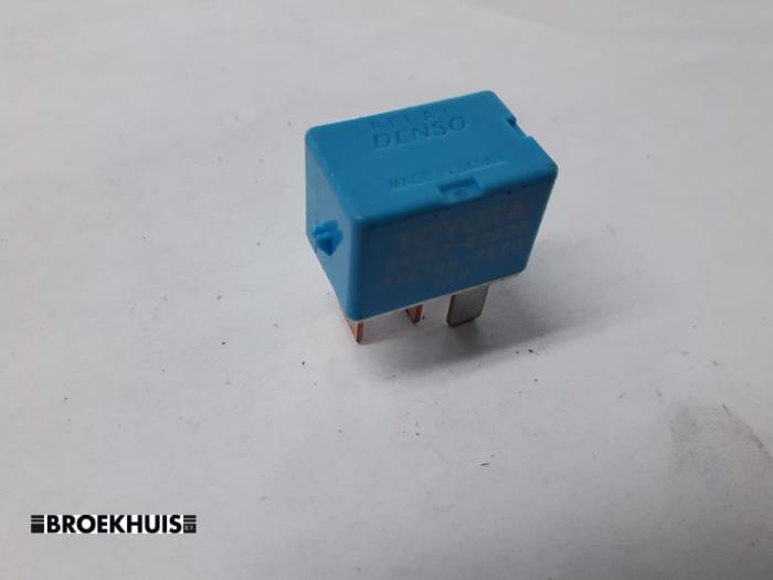Relais Toyota Prius (ZVW3), Hatchback, 2009 / 2016 (Gebruikt)