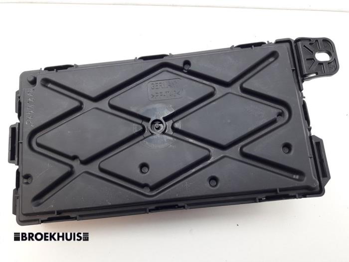 Bodycontrol Module van een BMW 3 serie (F30) 320d 2.0 16V EfficientDynamicsEdition 2017
