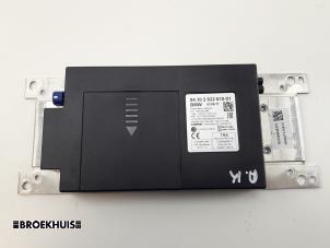 Gebruikte Bluetooth module BMW 3 serie (F30) 320d 2.0 16V EfficientDynamicsEdition Prijs € 50,00 Margeregeling aangeboden door Autobedrijf Broekhuis B.V.