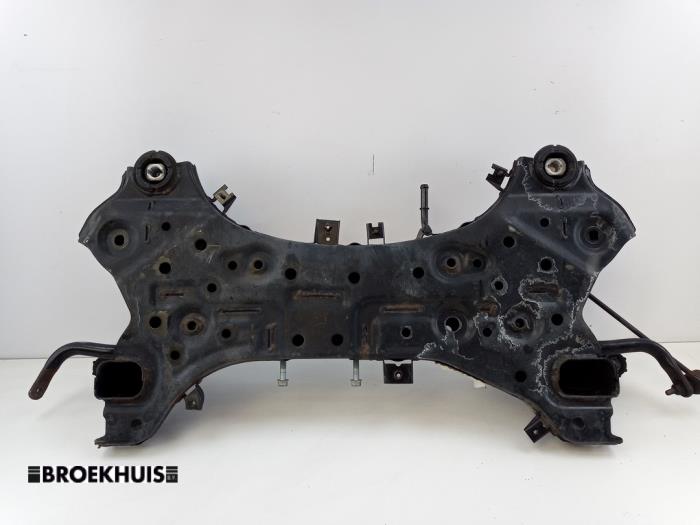 Gebruikte Subframe Kia Niro I (DE) 1.6 GDI Hybrid Prijs € 200,00 Margeregeling aangeboden door Autobedrijf Broekhuis B.V.