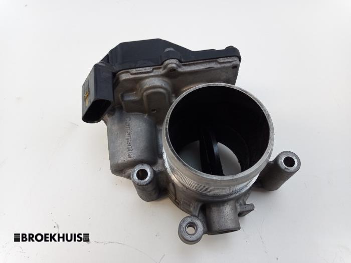 Gebruikte Gasklephuis Audi A4 (B8) 2.0 eTDI 16V Prijs € 35,00 Margeregeling aangeboden door Autobedrijf Broekhuis B.V.