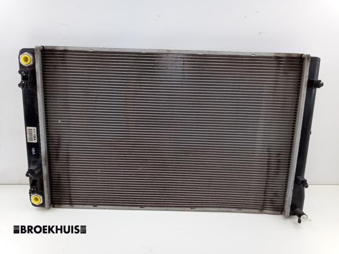 Gebruikte Radiateur Kia Niro I (DE) 1.6 GDI Hybrid Prijs € 175,00 Margeregeling aangeboden door Autobedrijf Broekhuis B.V.