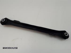 Gebruikte Draagarm links-achter Fiat 500X (334) 1.0 FireFly Turbo 120 12V Prijs € 30,00 Margeregeling aangeboden door Autobedrijf Broekhuis B.V.