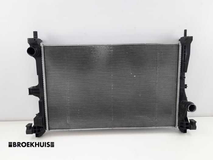 Gebruikte Radiateur Fiat 500X (334) 1.0 FireFly Turbo 120 12V Prijs € 125,00 Margeregeling aangeboden door Autobedrijf Broekhuis B.V.