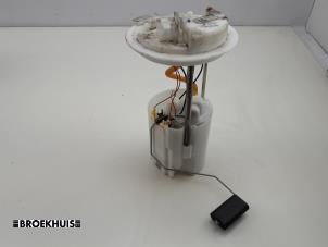 Gebruikte Tank element Pomp Fiat 500X (334) 1.0 FireFly Turbo 120 12V Prijs € 85,00 Margeregeling aangeboden door Autobedrijf Broekhuis B.V.