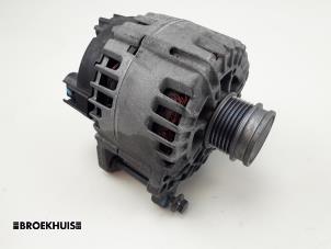 Gebruikte Dynamo Skoda Kodiaq 1.5 TSI 150 ACT 16V Prijs € 50,00 Margeregeling aangeboden door Autobedrijf Broekhuis B.V.