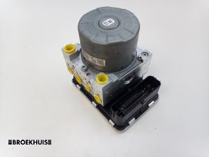 Gebruikte ABS Pomp Skoda Kodiaq 1.5 TSI 150 ACT 16V Prijs € 245,00 Margeregeling aangeboden door Autobedrijf Broekhuis B.V.