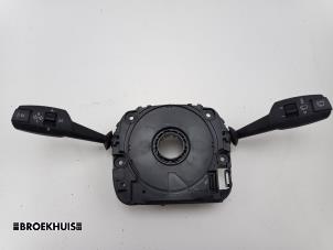 Gebruikte Licht + Raw Schakelaar BMW 1 serie (E87/87N) 118i 16V Prijs € 40,00 Margeregeling aangeboden door Autobedrijf Broekhuis B.V.