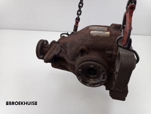 Gebruikte Differentieel achter BMW 7 serie (E65/E66/E67) 745i,Li 4.4 V8 32V Prijs € 350,00 Margeregeling aangeboden door Autobedrijf Broekhuis B.V.