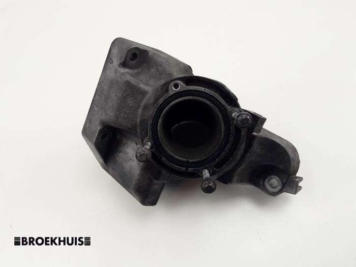 Gebruikte Motorsteun Mercedes E (W211) 2.2 E-220 CDI 16V Prijs € 25,00 Margeregeling aangeboden door Autobedrijf Broekhuis B.V.