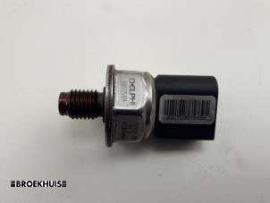 Gebruikte Druksensor Mercedes E (W211) 2.2 E-220 CDI 16V Prijs € 25,00 Margeregeling aangeboden door Autobedrijf Broekhuis B.V.