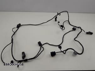 Gebruikte Parkeersensor set BMW 7 serie (E65/E66/E67) 745i,Li 4.4 V8 32V Prijs € 100,00 Margeregeling aangeboden door Autobedrijf Broekhuis B.V.