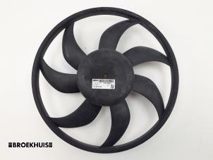 Gebruikte Koelvin Motor Opel Corsa D 1.2 16V Prijs € 25,00 Margeregeling aangeboden door Autobedrijf Broekhuis B.V.