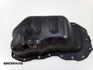 Gebruikte Carterpan Mazda CX-3 (DJ/DK) 2.0 SkyActiv-G 120 Prijs € 80,00 Margeregeling aangeboden door Autobedrijf Broekhuis B.V.