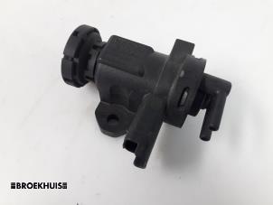 Gebruikte Overdrukklep Turbo Toyota Corolla (EB/WZ/CD) 1.9 D Prijs € 10,00 Margeregeling aangeboden door Autobedrijf Broekhuis B.V.