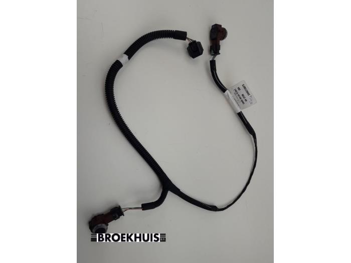 Gebruikte PDC Sensor Set Renault Trafic (1FL/2FL/3FL/4FL) 2.0 dCi 16V 130 Prijs € 181,50 Inclusief btw aangeboden door Autobedrijf Broekhuis B.V.