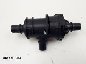 Gebruikte Thermostaathuis Renault Trafic (1FL/2FL/3FL/4FL) 2.0 dCi 16V 130 Prijs € 48,40 Inclusief btw aangeboden door Autobedrijf Broekhuis B.V.