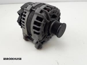 Gebruikte Dynamo Audi A5 Sportback (8TA) 2.0 TDI 16V Prijs € 50,00 Margeregeling aangeboden door Autobedrijf Broekhuis B.V.