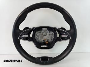 Gebruikte Stuurwiel Skoda Octavia Combi (NXAC) iV 1.4 TSI RS 16V Prijs € 200,00 Margeregeling aangeboden door Autobedrijf Broekhuis B.V.