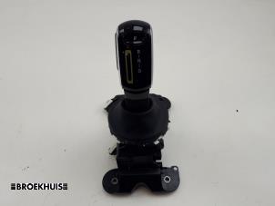 Gebruikte Versnellingspook Mini Mini (F56) Cooper SE,Electric Prijs € 125,00 Margeregeling aangeboden door Autobedrijf Broekhuis B.V.