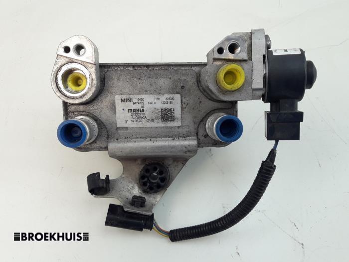 Gebruikte Airco Radiateur Mini Mini (F56) Cooper SE,Electric Prijs € 100,00 Margeregeling aangeboden door Autobedrijf Broekhuis B.V.
