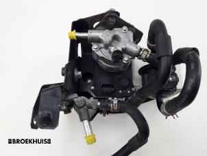 Gebruikte Oliepomp Mitsubishi Outlander (GF/GG) 2.0 16V PHEV 4x4 Prijs € 350,00 Margeregeling aangeboden door Autobedrijf Broekhuis B.V.