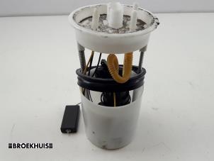 Gebruikte Tank element Pomp Seat Ibiza IV (6J5) 1.2 12V Prijs € 35,00 Margeregeling aangeboden door Autobedrijf Broekhuis B.V.