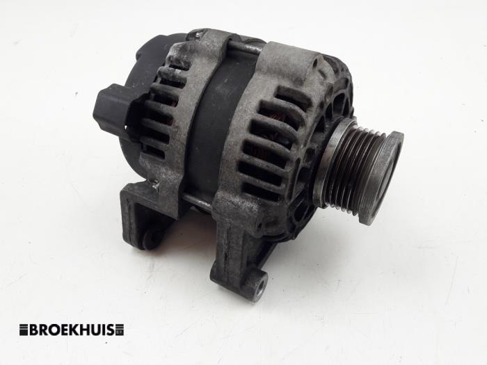 Gebruikte Dynamo Opel Astra J (PC6/PD6/PE6/PF6) 1.4 Turbo 16V Prijs € 35,00 Margeregeling aangeboden door Autobedrijf Broekhuis B.V.