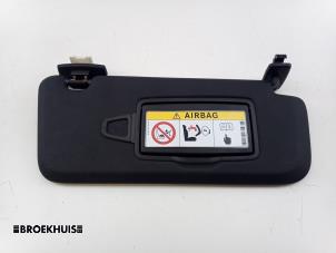 Gebruikte Zonneklep Mercedes E (C238) E-200 EQ Boost 2.0 Turbo 16V Prijs € 25,00 Margeregeling aangeboden door Autobedrijf Broekhuis B.V.