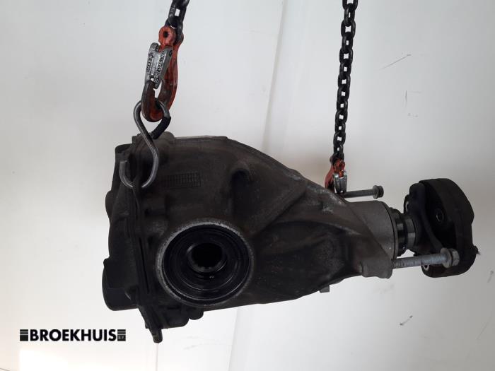 Gebruikte Cardanklok achter BMW 5 serie (G30) M550d xDrive 24V Prijs € 1.250,00 Margeregeling aangeboden door Autobedrijf Broekhuis B.V.