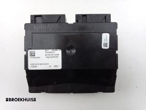 Gebruikte Computer Kachel BMW 5 serie (G30) M550d xDrive 24V Prijs € 40,00 Margeregeling aangeboden door Autobedrijf Broekhuis B.V.