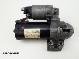Gebruikte Startmotor BMW 5 serie (G30) M550d xDrive 24V Prijs € 75,00 Margeregeling aangeboden door Autobedrijf Broekhuis B.V.