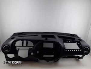 Gebruikte Dashboard Mercedes Vito (447.6) 2.2 119 CDI 16V BlueTEC Prijs € 484,00 Inclusief btw aangeboden door Autobedrijf Broekhuis B.V.