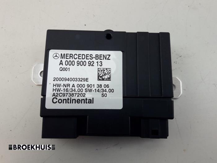 Gebruikte Brandstofpomp module Mercedes Vito (447.6) 2.2 119 CDI 16V BlueTEC Prijs € 54,45 Inclusief btw aangeboden door Autobedrijf Broekhuis B.V.