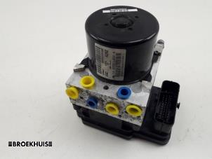 Gebruikte ABS Pomp Opel Combo 1.3 CDTI 16V Prijs € 151,25 Inclusief btw aangeboden door Autobedrijf Broekhuis B.V.