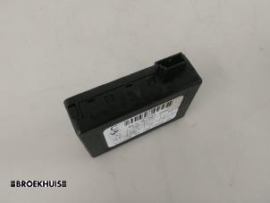 Gebruikte Regensensor BMW 5 serie (E60) 523i 24V Prijs € 15,00 Margeregeling aangeboden door Autobedrijf Broekhuis B.V.