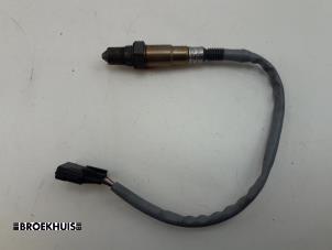 Gebruikte Lambda Sonde Renault Clio IV Estate/Grandtour (7R) 1.5 Energy dCi 90 FAP Prijs € 15,00 Margeregeling aangeboden door Autobedrijf Broekhuis B.V.