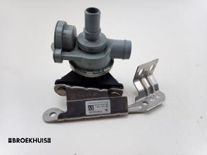 Gebruikte Evap klep BMW 3 serie Touring (G21) 330e xDrive 2.0 TwinPower Turbo 16V Prijs € 60,00 Margeregeling aangeboden door Autobedrijf Broekhuis B.V.