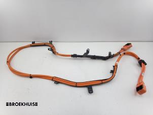 Gebruikte HV kabel (hoog voltage) BMW 3 serie Touring (G21) 330e xDrive 2.0 TwinPower Turbo 16V Prijs € 225,00 Margeregeling aangeboden door Autobedrijf Broekhuis B.V.