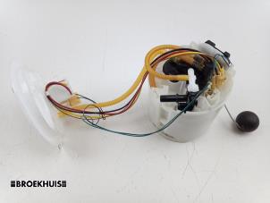 Gebruikte Tank element Pomp BMW 3 serie Touring (G21) 330e xDrive 2.0 TwinPower Turbo 16V Prijs € 120,00 Margeregeling aangeboden door Autobedrijf Broekhuis B.V.