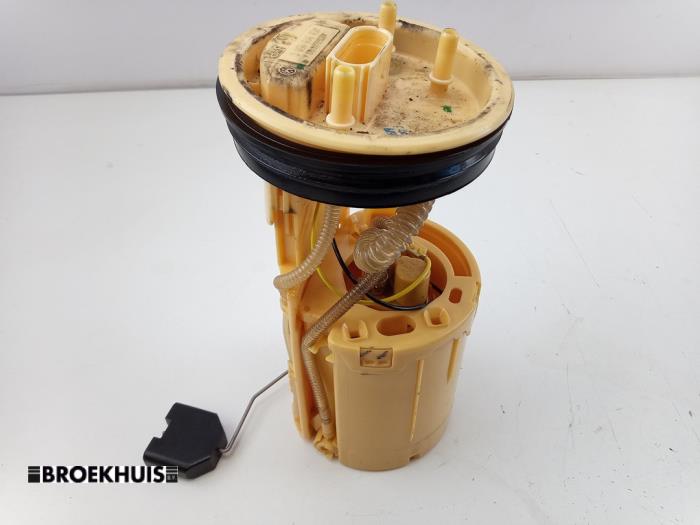 Gebruikte Tank element Pomp Volkswagen Transporter T5 2.0 BiTDI DRF Prijs € 54,45 Inclusief btw aangeboden door Autobedrijf Broekhuis B.V.