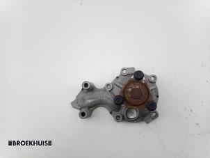 Gebruikte Waterpomp Ford EcoSport (JK8) 1.0 EcoBoost 12V 125 Prijs € 25,00 Margeregeling aangeboden door Autobedrijf Broekhuis B.V.